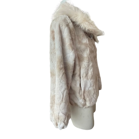 -Andrew Marc New York Faux Fur Tan 2 Tone Coat size Large - Picture 7 of 15